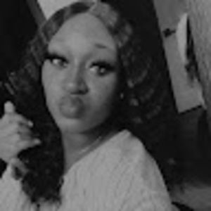 Meet your Posher, Iesha